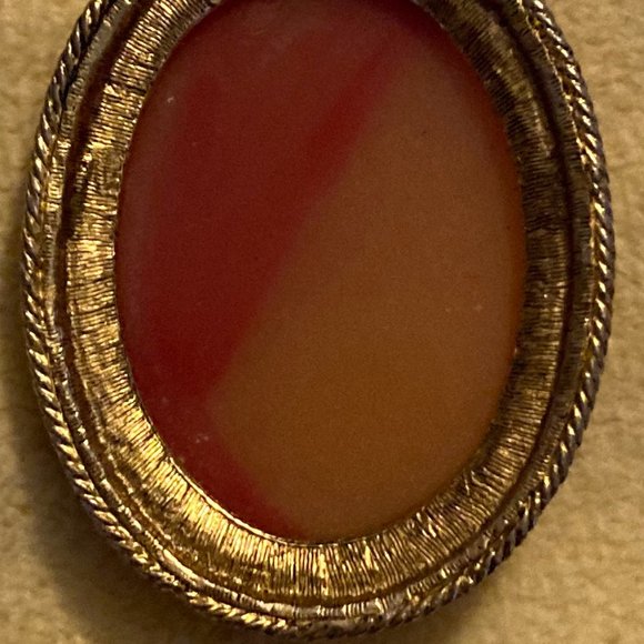 Cameo Pendant Vintage - Picture 11 of 11